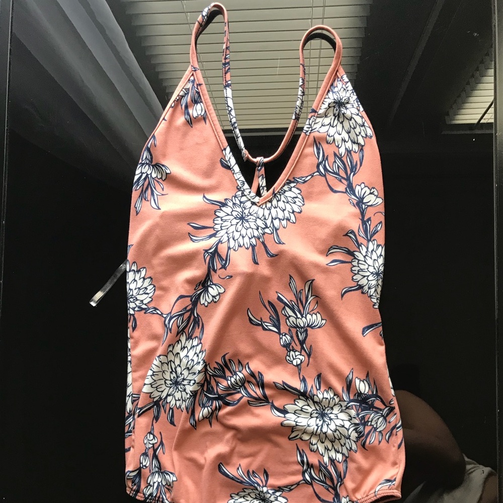 Floral bodysuit!